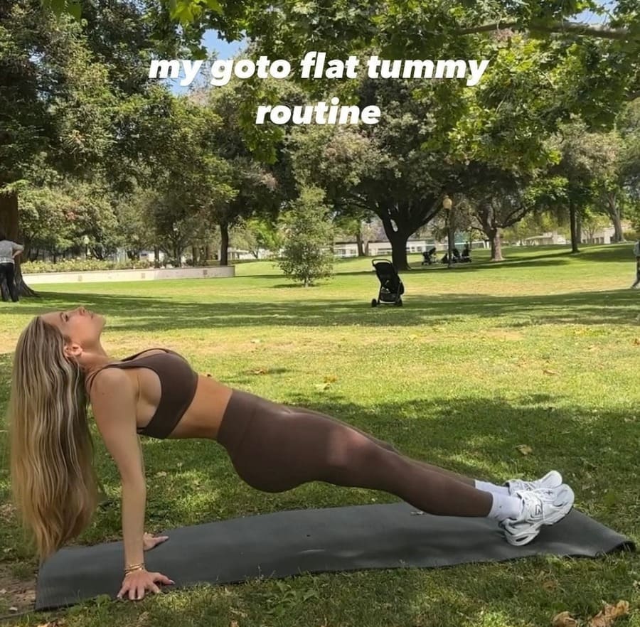 Amanda Lee a popular female fitness influencer on Instagram