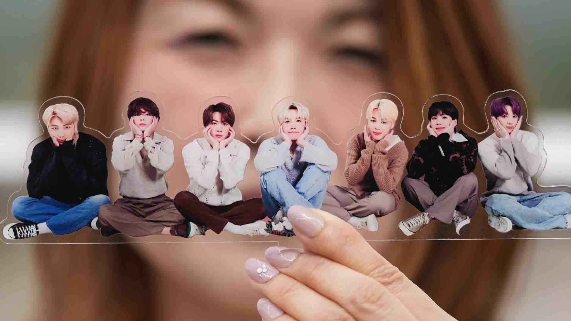 best BTS wallpaper photo laptop HD jpg fan face holding merch nails