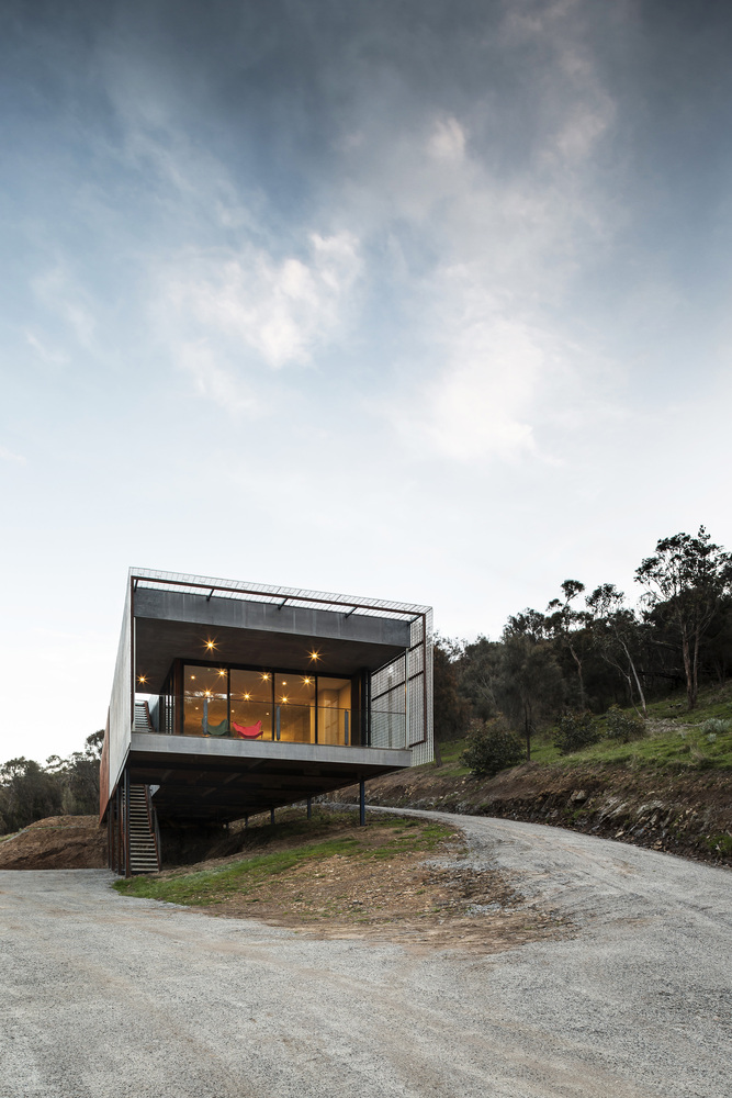 bushfire resistant house design mt macedon house melbourne victoria australia field office architecture